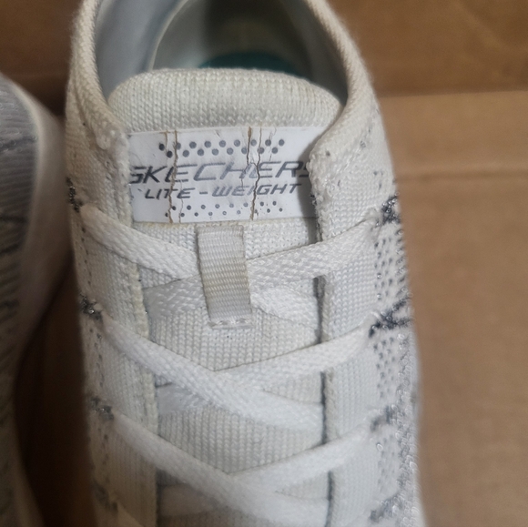 Skecher Air Cooled Memory Foam White/Silver Mid Top Sneakers Women Size 8.5 - Picture 13 of 14